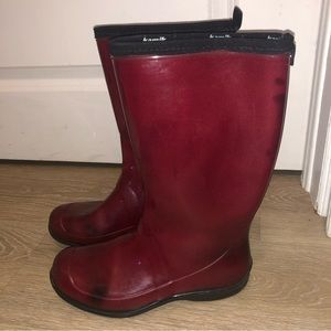 Kamik youth rain boots size 6